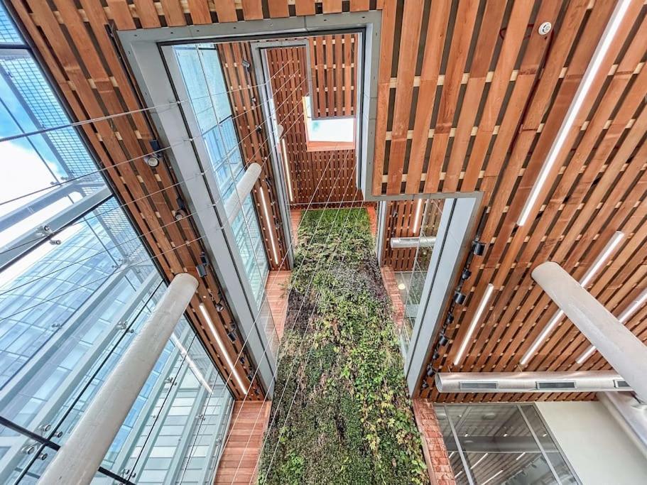 런던 Stylish Urban Sanctuary With Parking 아파트 외부 사진